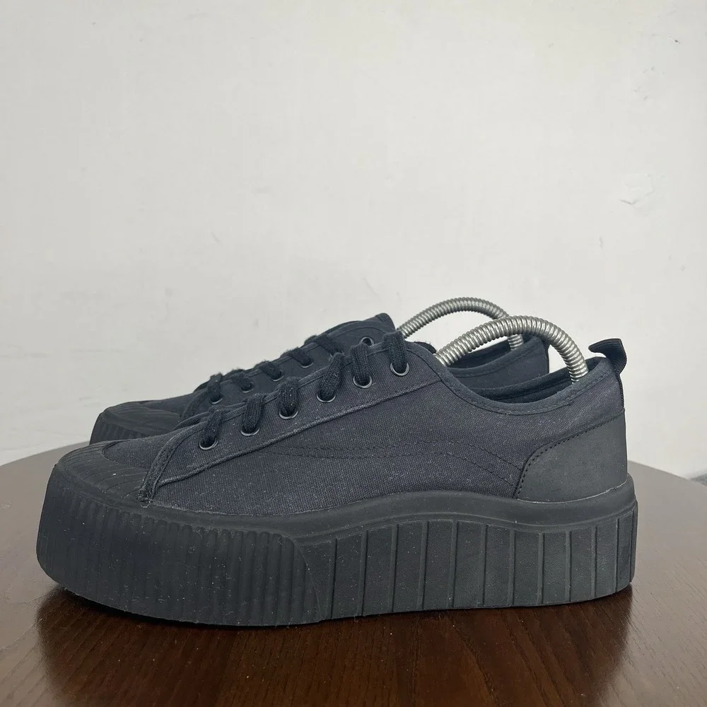 Zara Shoes Women's 41 / 10 Black Canvas Platform Lace Up Chunky  Cap Toe Sneaker